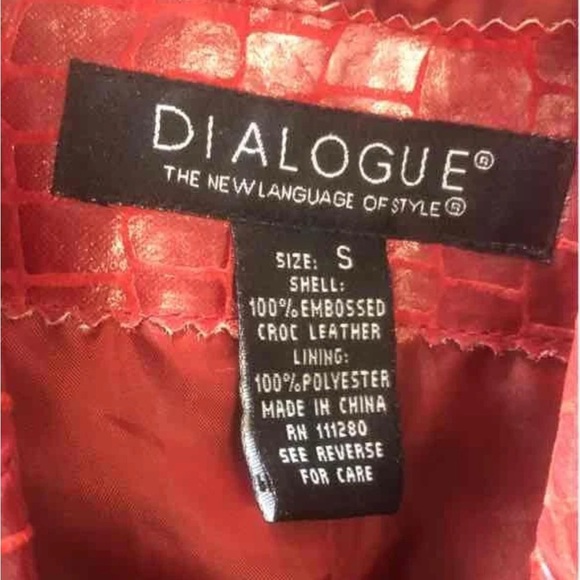 Genuine embossed red croc leather Dialogue size  Small button front blazer - Picture 8 of 8